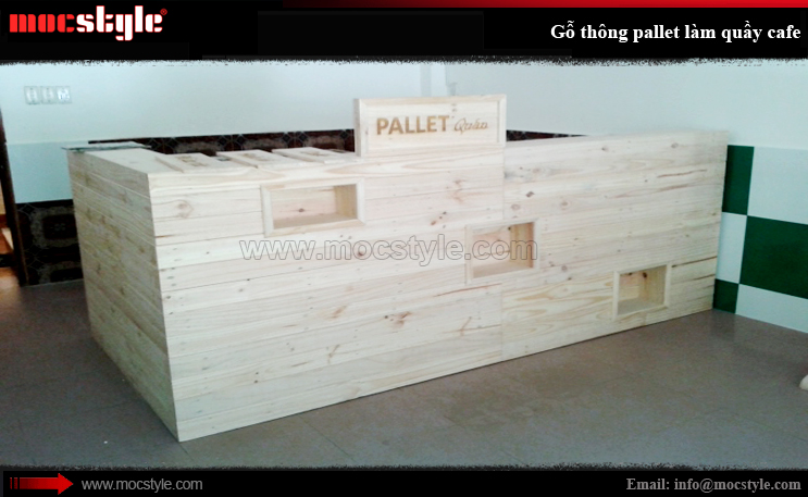 Hình ảnh quầy cafe gỗ thông pallet khi đã gia công hoàn thiện