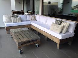 Đóng Sofa pallet ở đâu đẹp giá rẻ ?