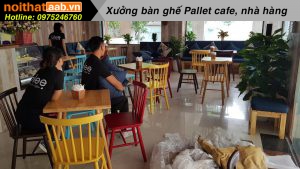 Bàn ghế quán cafe bằng gỗ